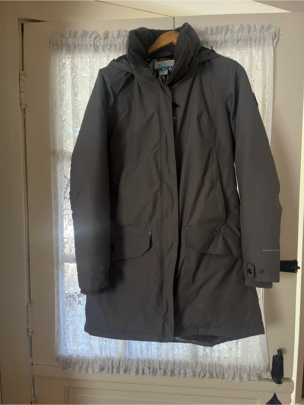 Columbia Women’s Omni-Tech Omni-Heat Warm Gray Winter Parka Coat - Size M